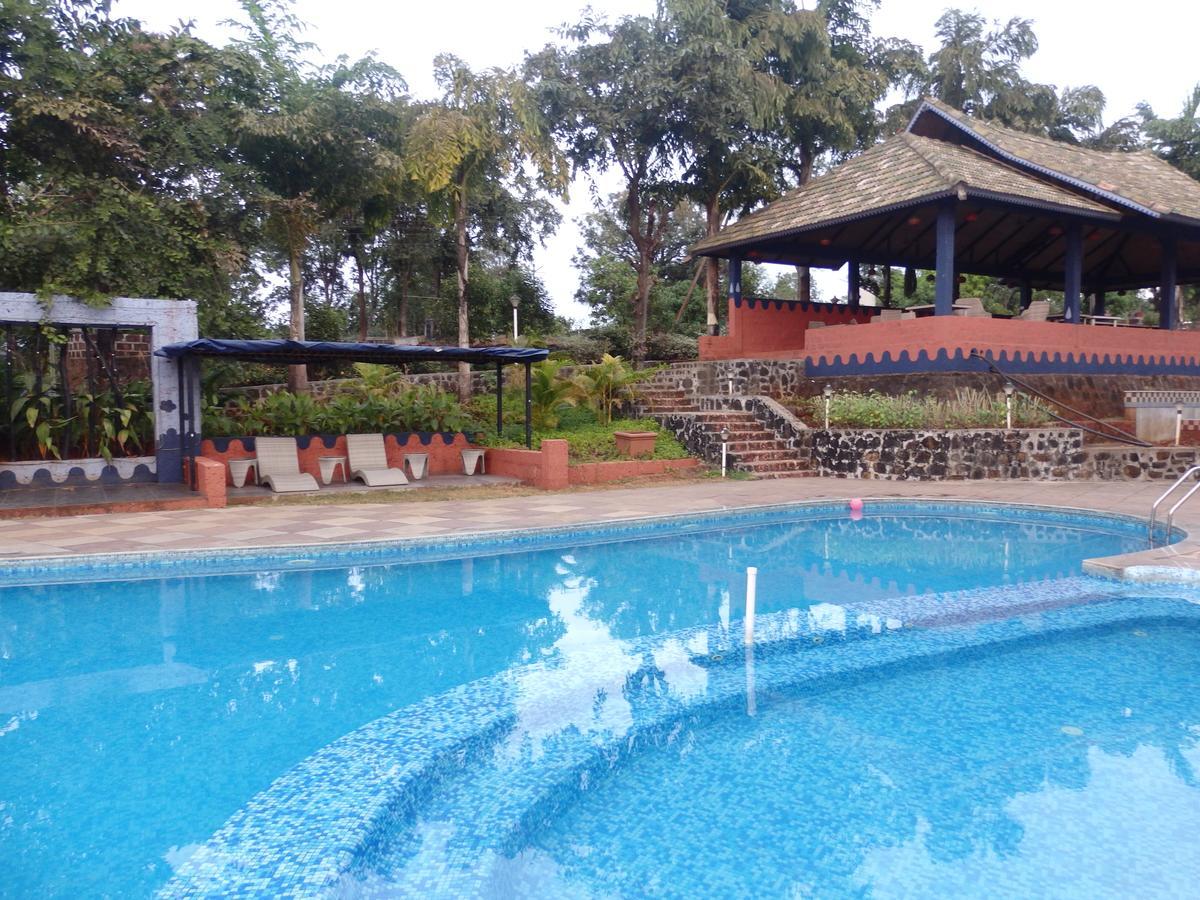 Vatul Cherilyn Monta Resort - Ratnagiri מראה חיצוני תמונה